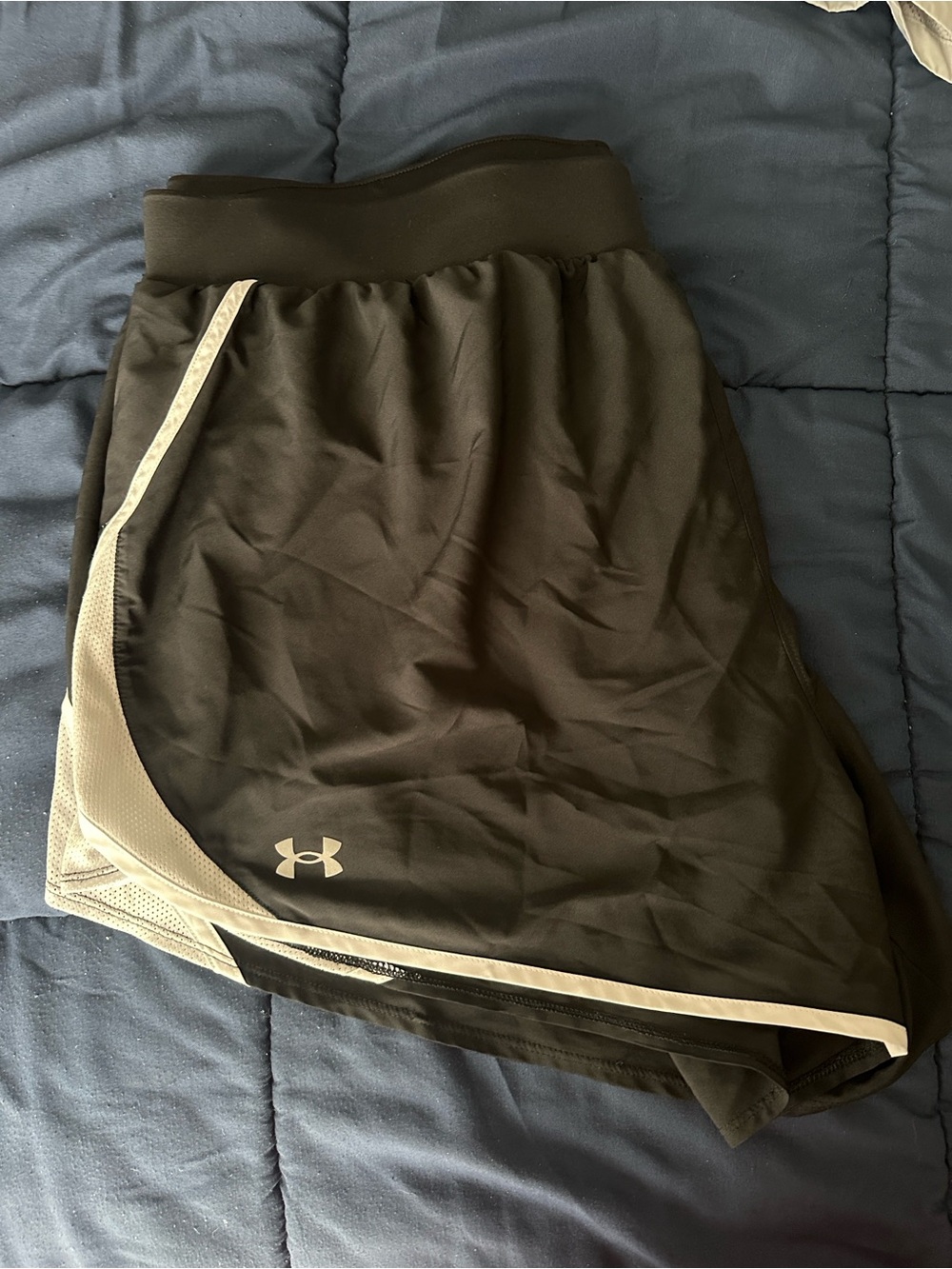 Under Armour Black and White Women's Athletic Skort